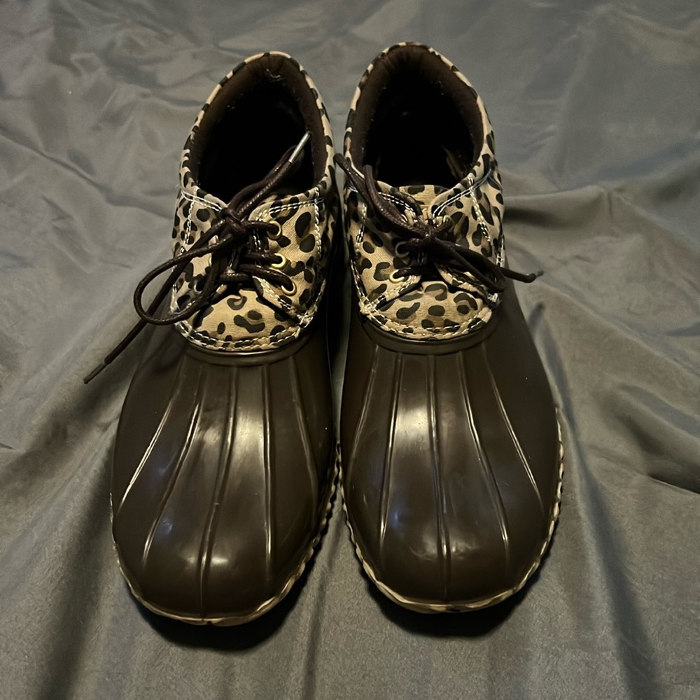 Tommy Hilfiger Cheetah Print Duck Boots